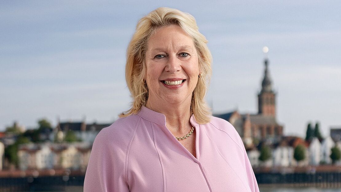 Portretfoto gemeentesecretaris Astrid van de Klift