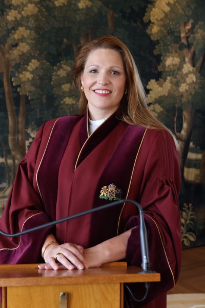 Trouwambtenaar Deirdre Angenent 